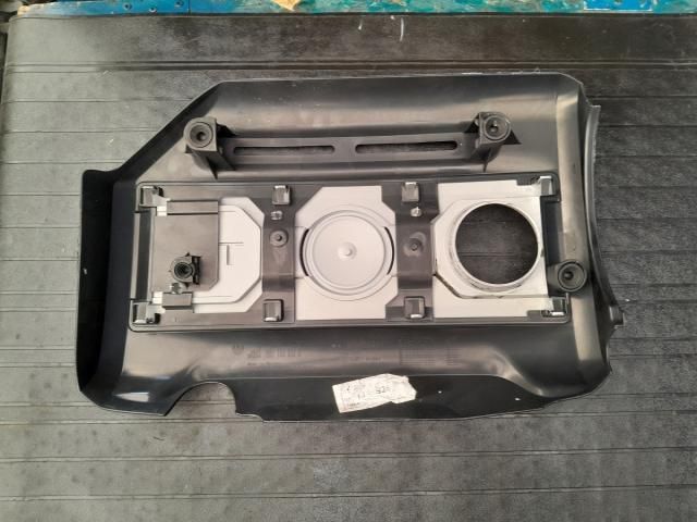 bontott SEAT LEON Felső Hűtőburkolat