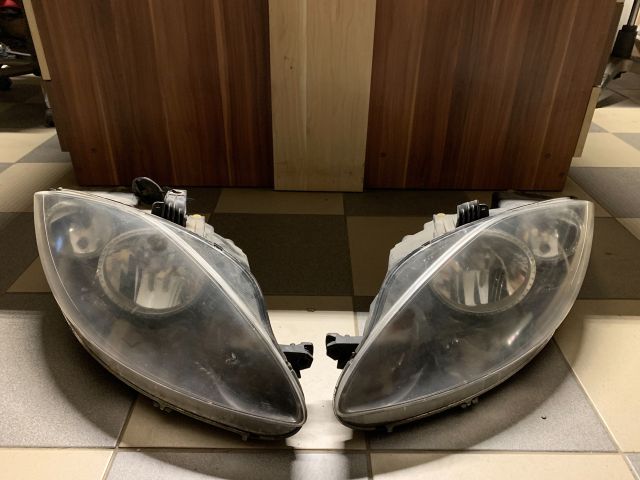 bontott SEAT LEON Fényszóró Pár