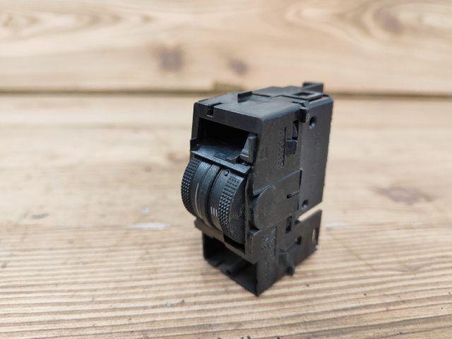 bontott SEAT LEON Fényszórómagasság Állító Kapcsoló