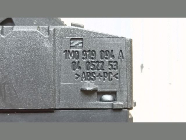 bontott SEAT LEON Fényszórómagasság Állító Kapcsoló