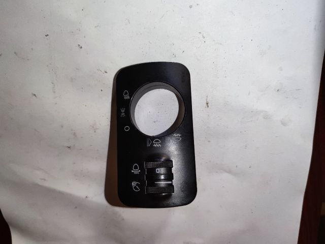 bontott SEAT LEON Fényszórómagasság Állító Kapcsoló