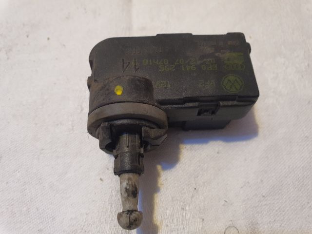 bontott SEAT LEON Fényszórómagasság Állító Motor (Pozíciófüggetlen)