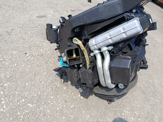 bontott SEAT LEON Fűtés Box