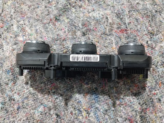 bontott SEAT LEON Fűtéskapcsoló (digit klímás)