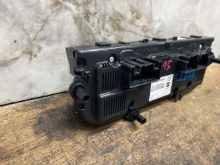 bontott SEAT LEON Fűtéskapcsoló (digit klímás)