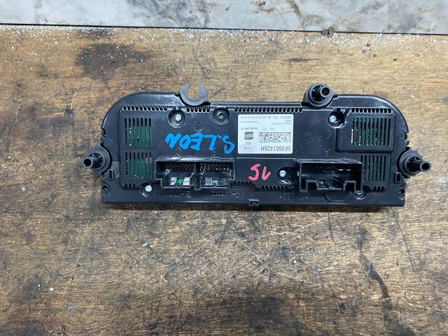 bontott SEAT LEON Fűtéskapcsoló (digit klímás)