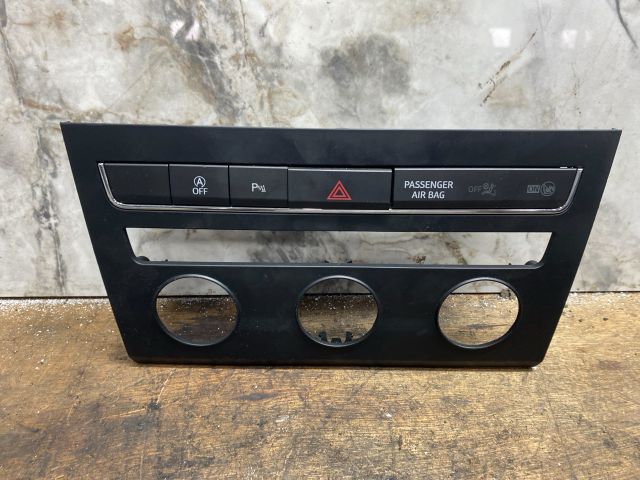 bontott SEAT LEON Fűtéskapcsoló Keret