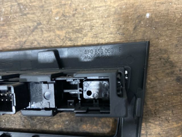 bontott SEAT LEON Fűtéskapcsoló Keret