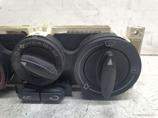 bontott SEAT LEON Fűtéskapcsoló (manuális klímás)