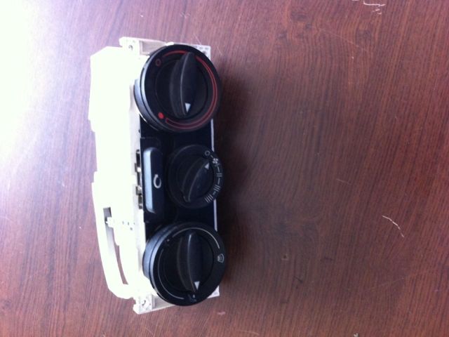 bontott SEAT LEON Fűtéskapcsoló (Nem klímás)