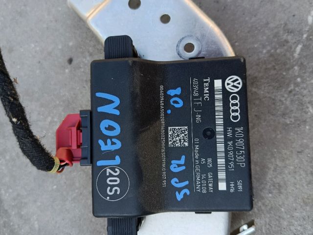 bontott SEAT LEON Gateway Elektronika