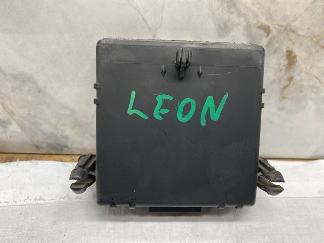 bontott SEAT LEON Gateway Elektronika