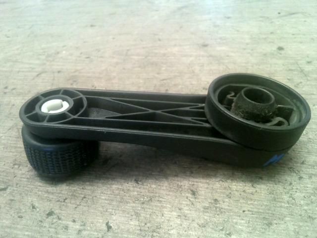 bontott SEAT LEON Hátsó Ablaktekerő Kar