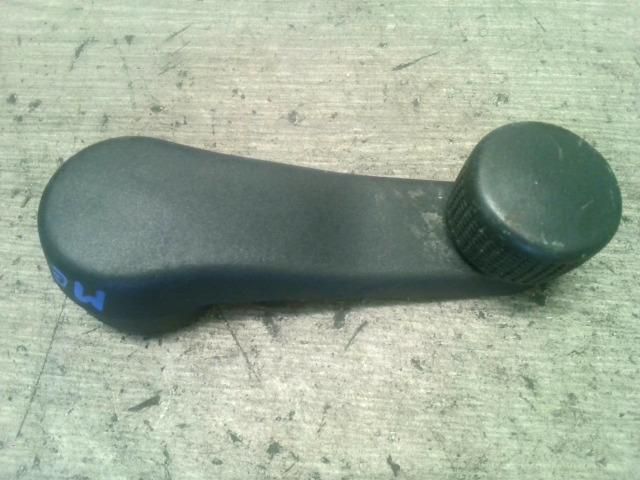 bontott SEAT LEON Hátsó Ablaktekerő Kar