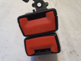 bontott SEAT LEON Hátsó középső Biztonsági Öv Csat