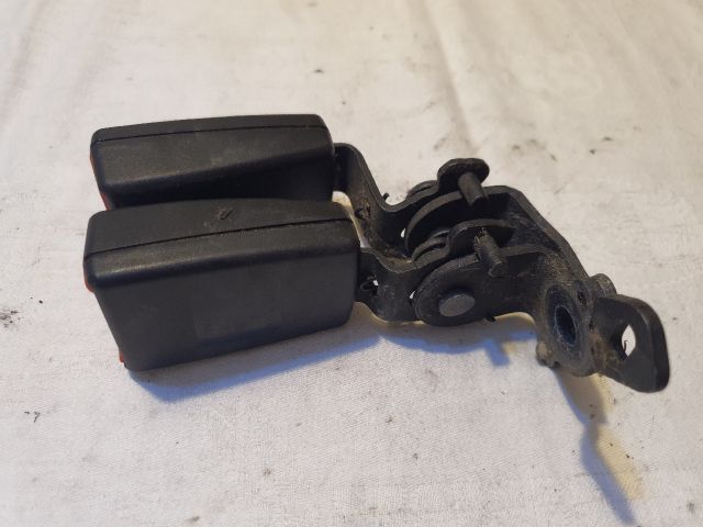 bontott SEAT LEON Hátsó középső Biztonsági Öv Csat