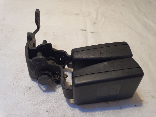 bontott SEAT LEON Hátsó középső Biztonsági Öv Csat