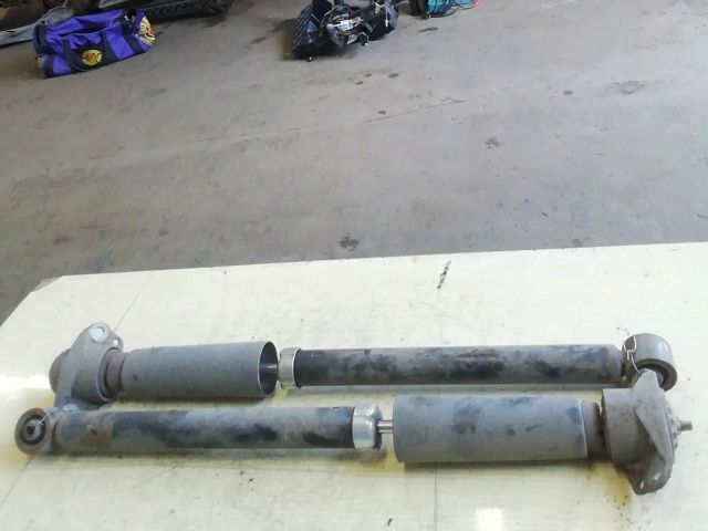 bontott SEAT LEON Hátsó Lengéscsillapító Pár