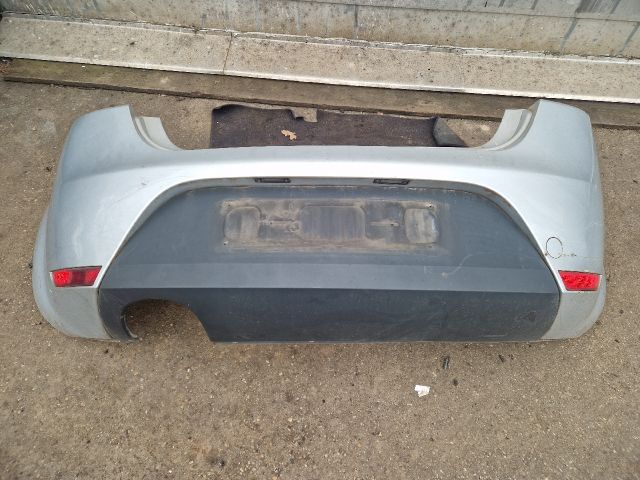 bontott SEAT LEON Hátsó Lökhárító (Részeivel)