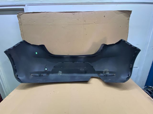 bontott SEAT LEON Hátsó Lökhárító (Üresen)