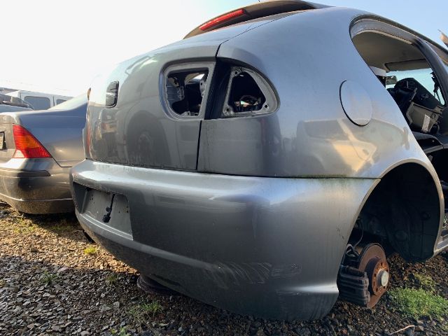 bontott SEAT LEON Hátsó Rendszámtábla Világítás