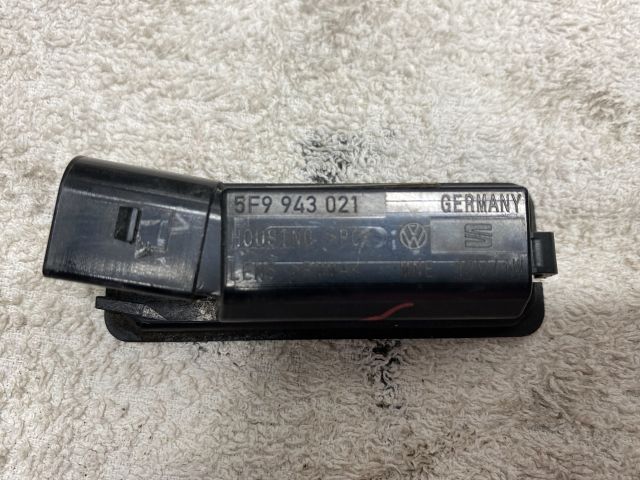 bontott SEAT LEON Hátsó Rendszámtábla Világítás