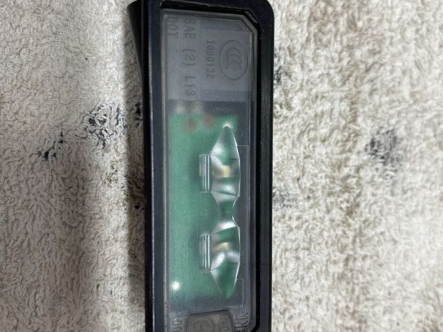 bontott SEAT LEON Hátsó Rendszámtábla Világítás