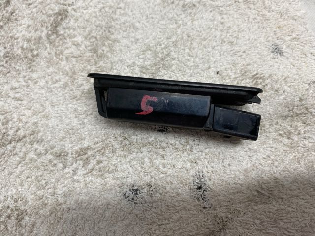 bontott SEAT LEON Hátsó Rendszámtábla Világítás