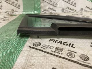 bontott SEAT LEON Jobb A Oszlop Oldalablak Üveg