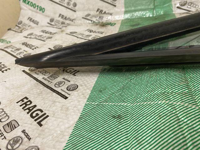 bontott SEAT LEON Jobb A Oszlop Oldalablak Üveg