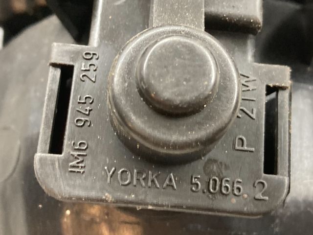 bontott SEAT LEON Jobb Belső Hátsó Lámpa