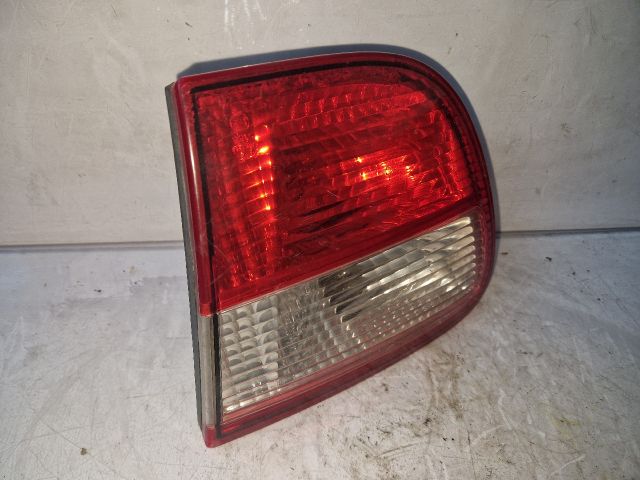 bontott SEAT LEON Jobb Belső Hátsó Lámpa