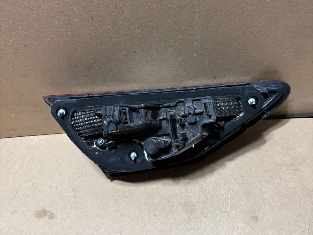 bontott SEAT LEON Jobb Belső Hátsó Lámpa
