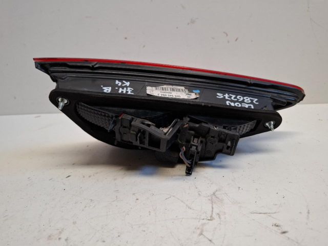 bontott SEAT LEON Jobb Belső Hátsó Lámpa