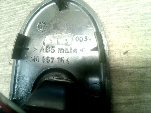 bontott SEAT LEON Jobb első Ablakemelő Kapcsoló