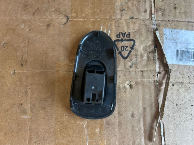 bontott SEAT LEON Jobb első Ablakemelő Kapcsoló