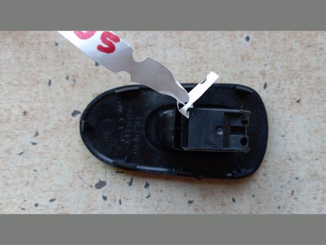 bontott SEAT LEON Jobb első Ablakemelő Kapcsoló