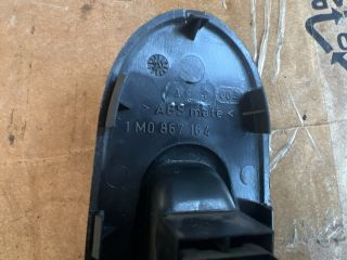 bontott SEAT LEON Jobb első Ablakemelő Kapcsoló