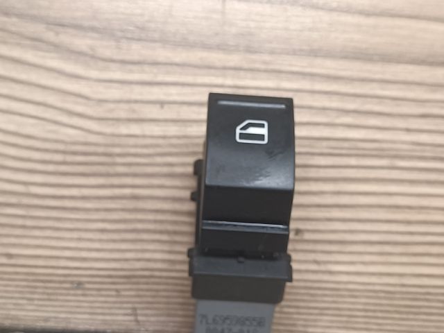 bontott SEAT LEON Jobb első Ablakemelő Kapcsoló