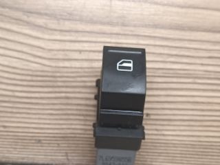 bontott SEAT LEON Jobb első Ablakemelő Kapcsoló