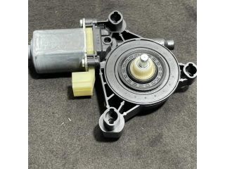 bontott SEAT LEON Jobb első Ablakemelő Motor