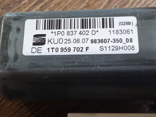 bontott SEAT LEON Jobb első Ablakemelő Motor