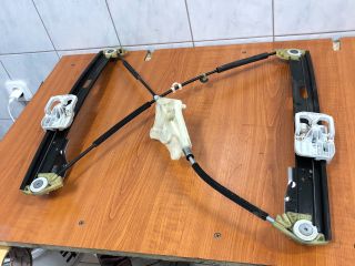bontott SEAT LEON Jobb első Ablakemelő Szerkezet (Elektromos)