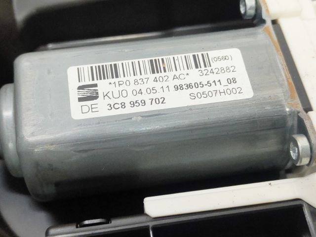 bontott SEAT LEON Jobb első Ablakemelő Szerkezet (Elektromos)