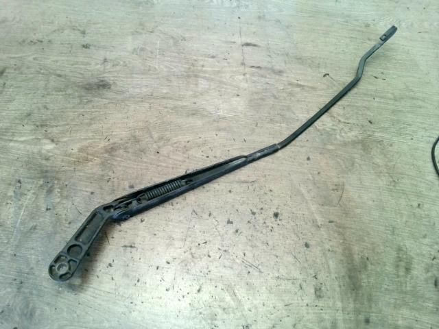 bontott SEAT LEON Jobb első Ablaktörlő Kar