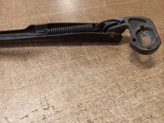 bontott SEAT LEON Jobb első Ablaktörlő Kar