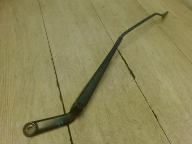 bontott SEAT LEON Jobb első Ablaktörlő Kar