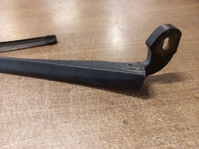 bontott SEAT LEON Jobb első Ablaktörlő Kar