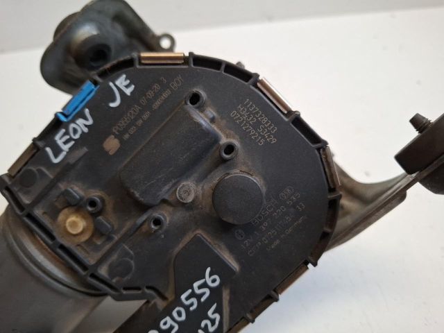 bontott SEAT LEON Jobb első Ablaktörlő Motor