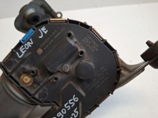 bontott SEAT LEON Jobb első Ablaktörlő Motor